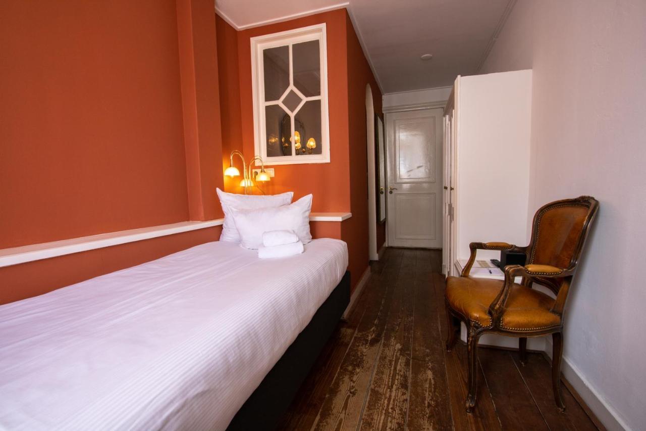 Single Room,1588035373:JPEG